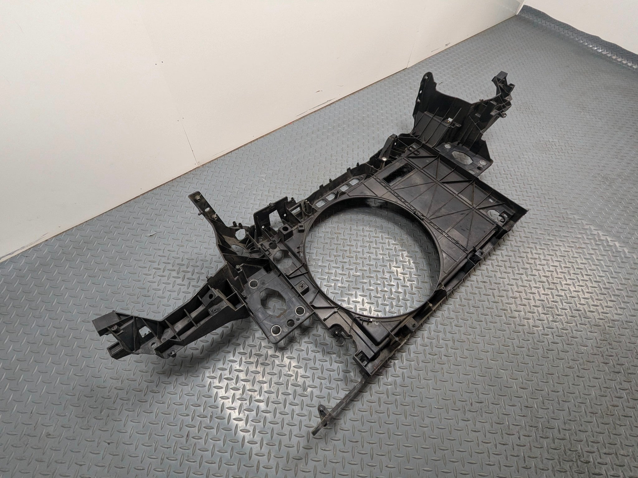 2011 - 2013 OEM MINI COOPER FRONT MAIN RADIATOR COOLER SUPPORT