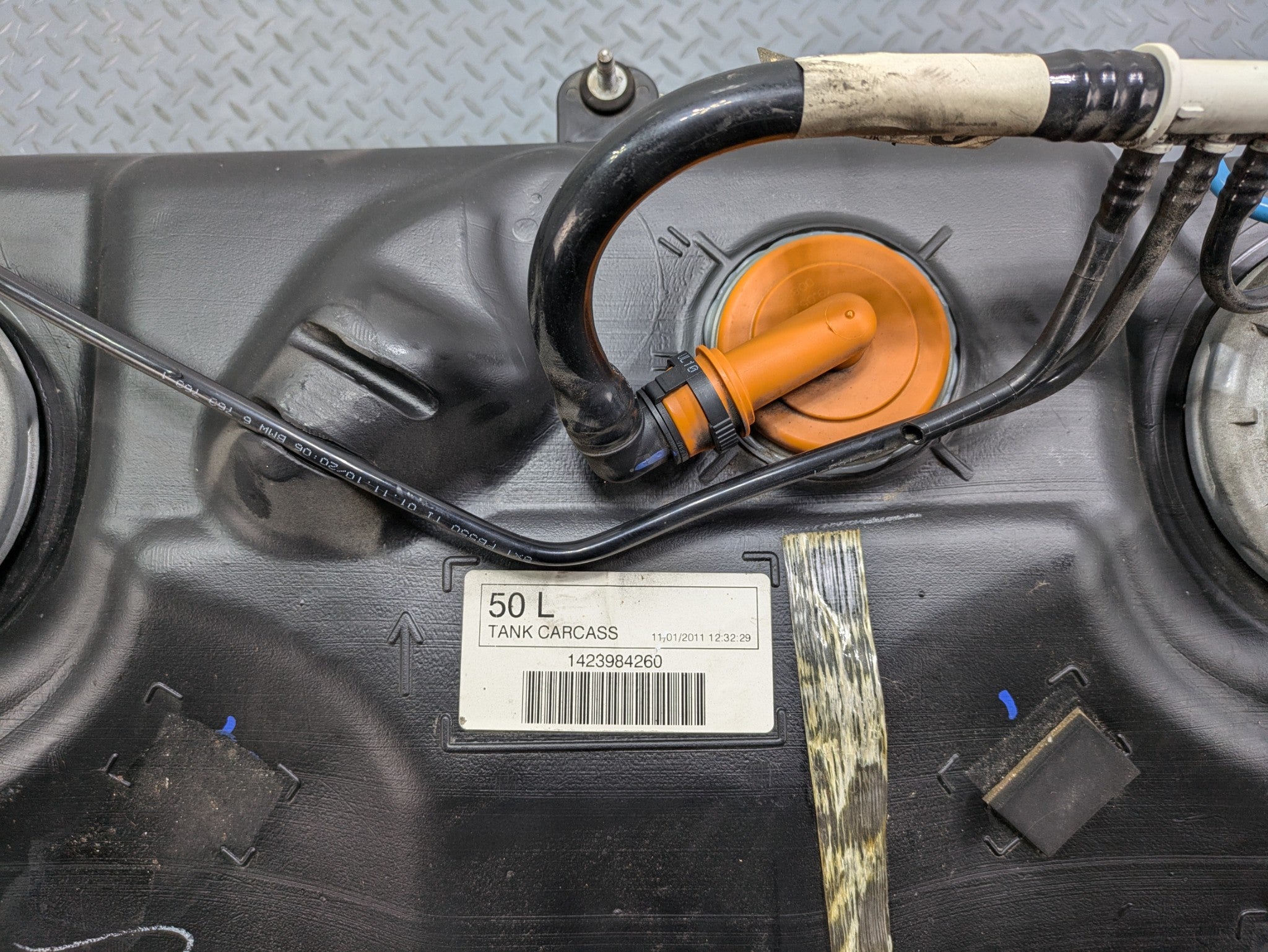 2011 - 2013 OEM MINI COOPER FUEL GAS TANK ASSEMBLY