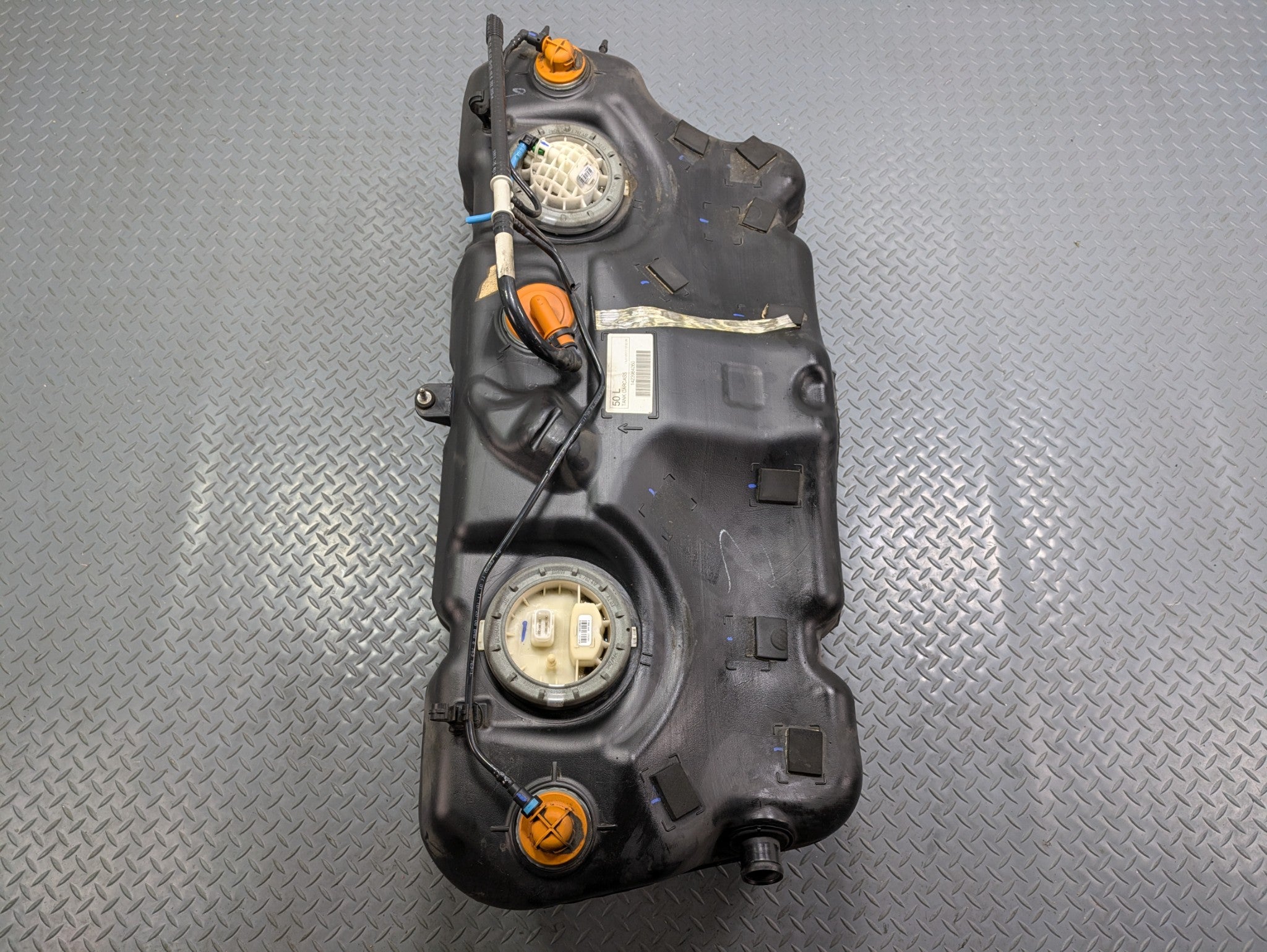 2011 - 2013 OEM MINI COOPER FUEL GAS TANK ASSEMBLY
