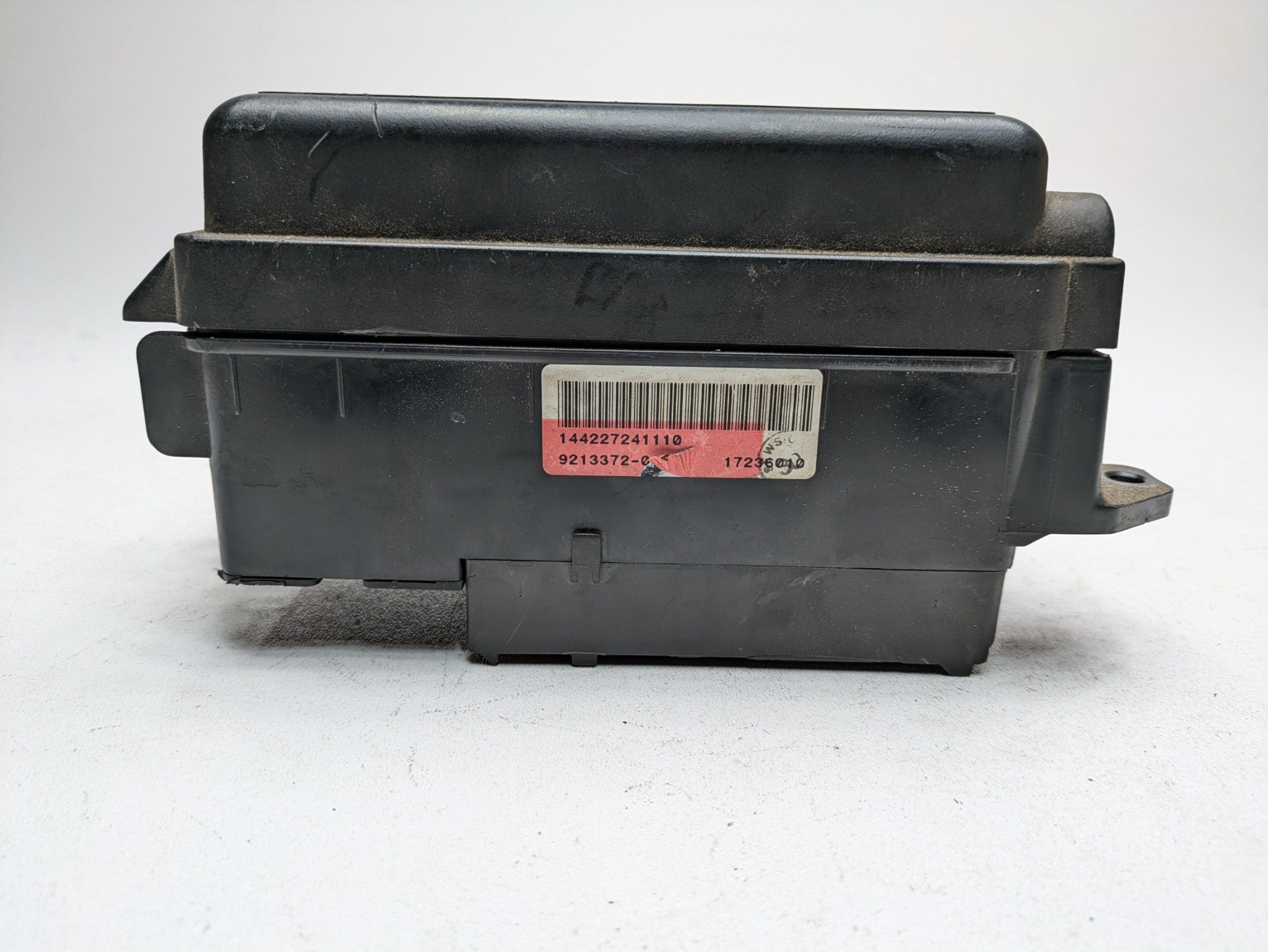 2011 - 2013 OEM MINI COOPER ENGINE COMPARTMENT POWER JUNCTION FUSE BOX