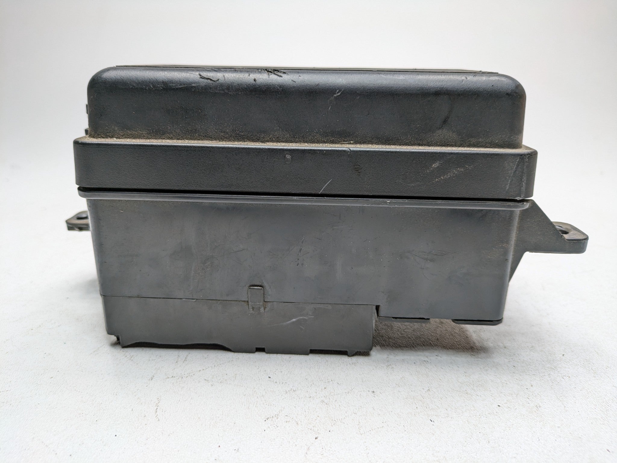 2011 - 2013 OEM MINI COOPER ENGINE COMPARTMENT POWER JUNCTION FUSE BOX