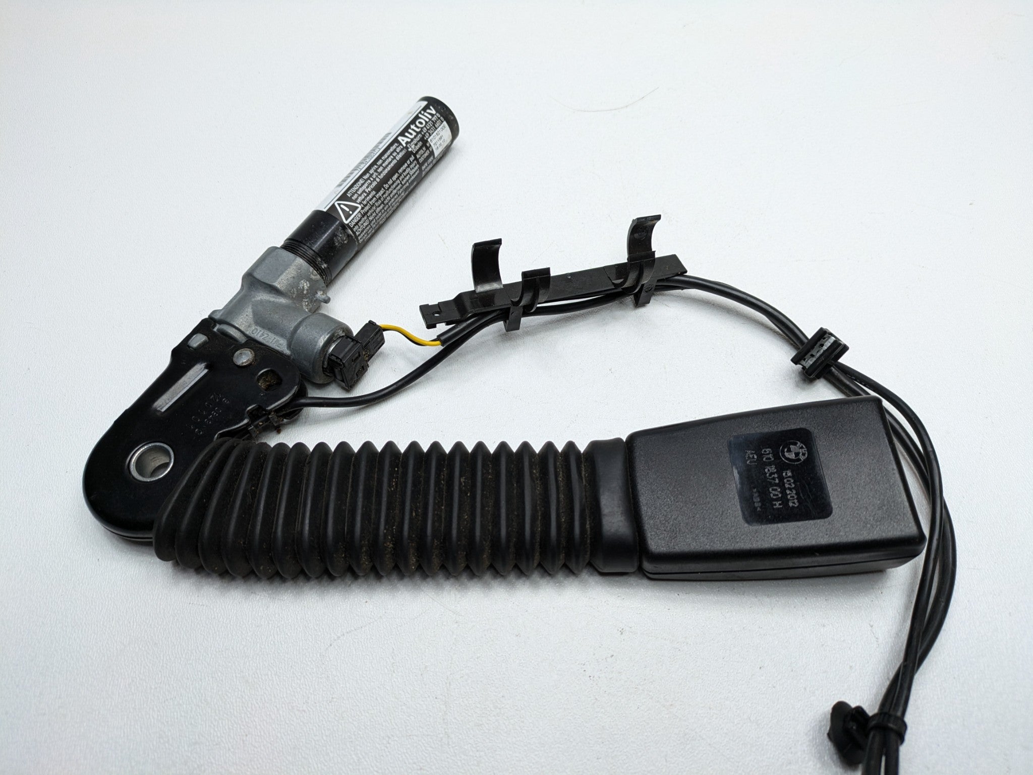 2011 - 2013 OEM MINI COOPER FRONT LEFT DRIVER SIDE SEAT BELT TENSIONER BUCKLE