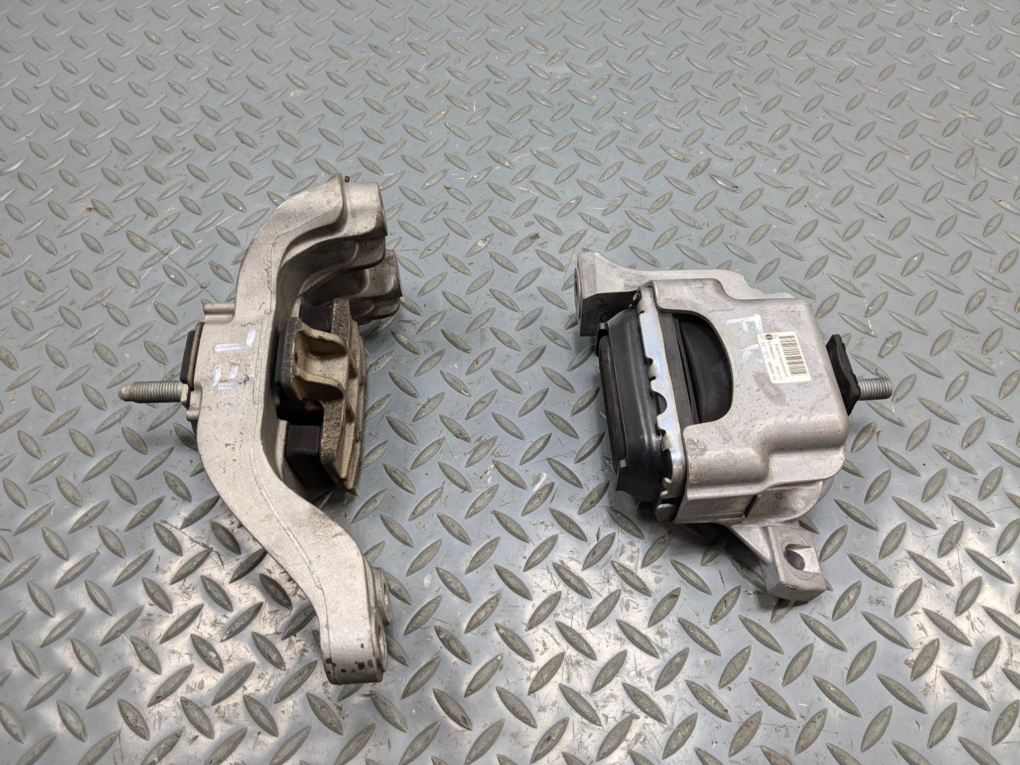 2011 - 2013 OEM MINI COOPER LEFT AND RIGHT SIDE ENGINE MOUNT