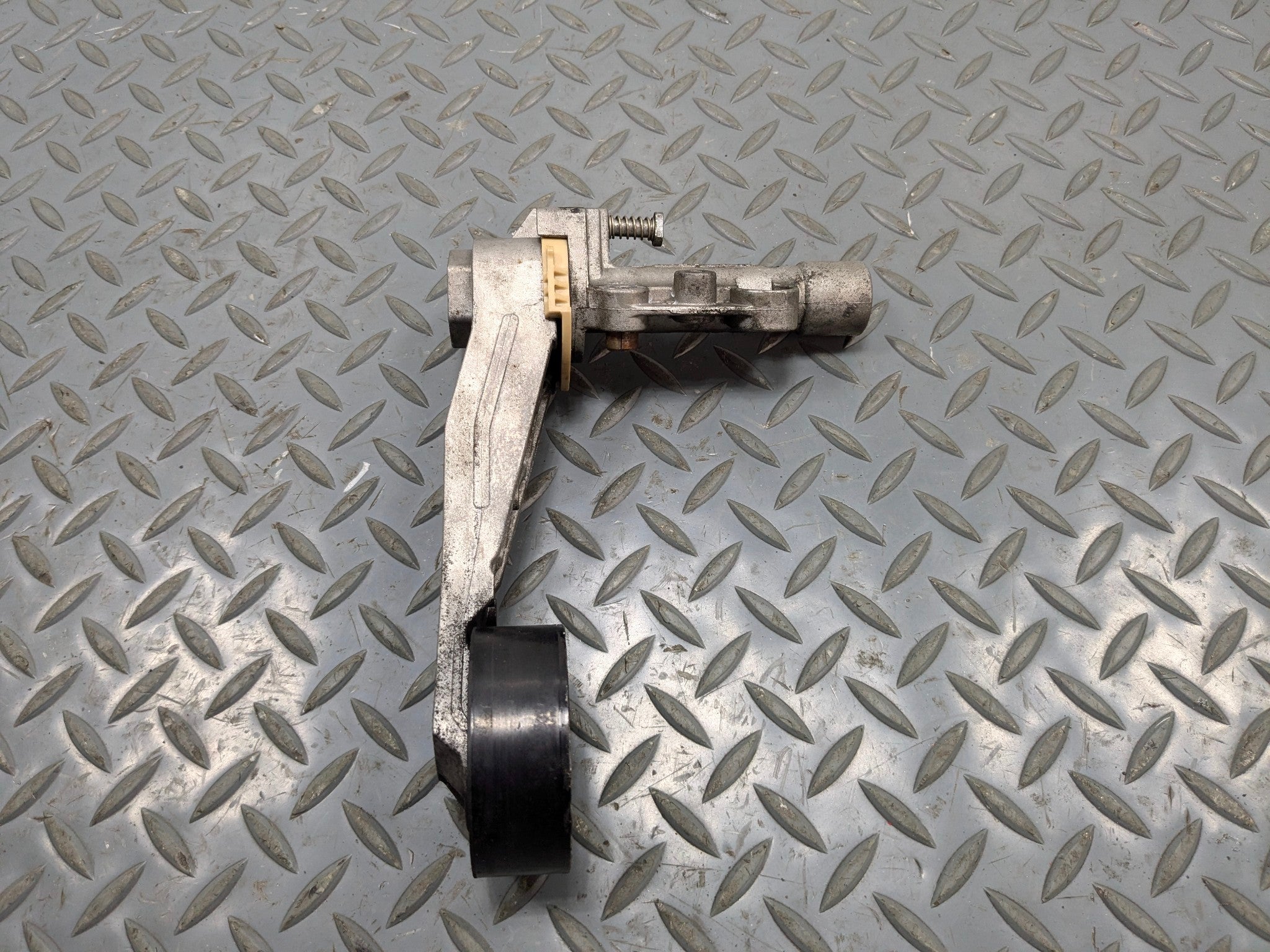2011 - 2013 OEM MINI COOPER SERPENTINE ENGINE BELT TENSIONER ASSEMBLY