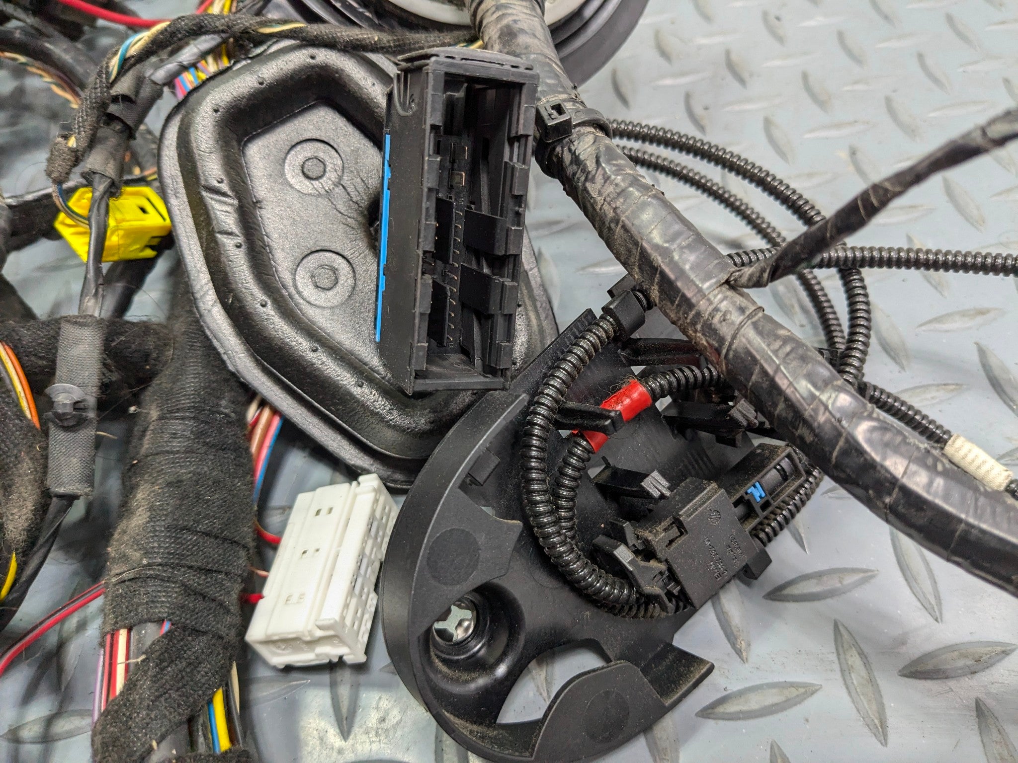 11 - 13 OEM MINI COOPER INTERIOR BODY WIRE WIRING HARNESS CABLE AND CONNECTOR