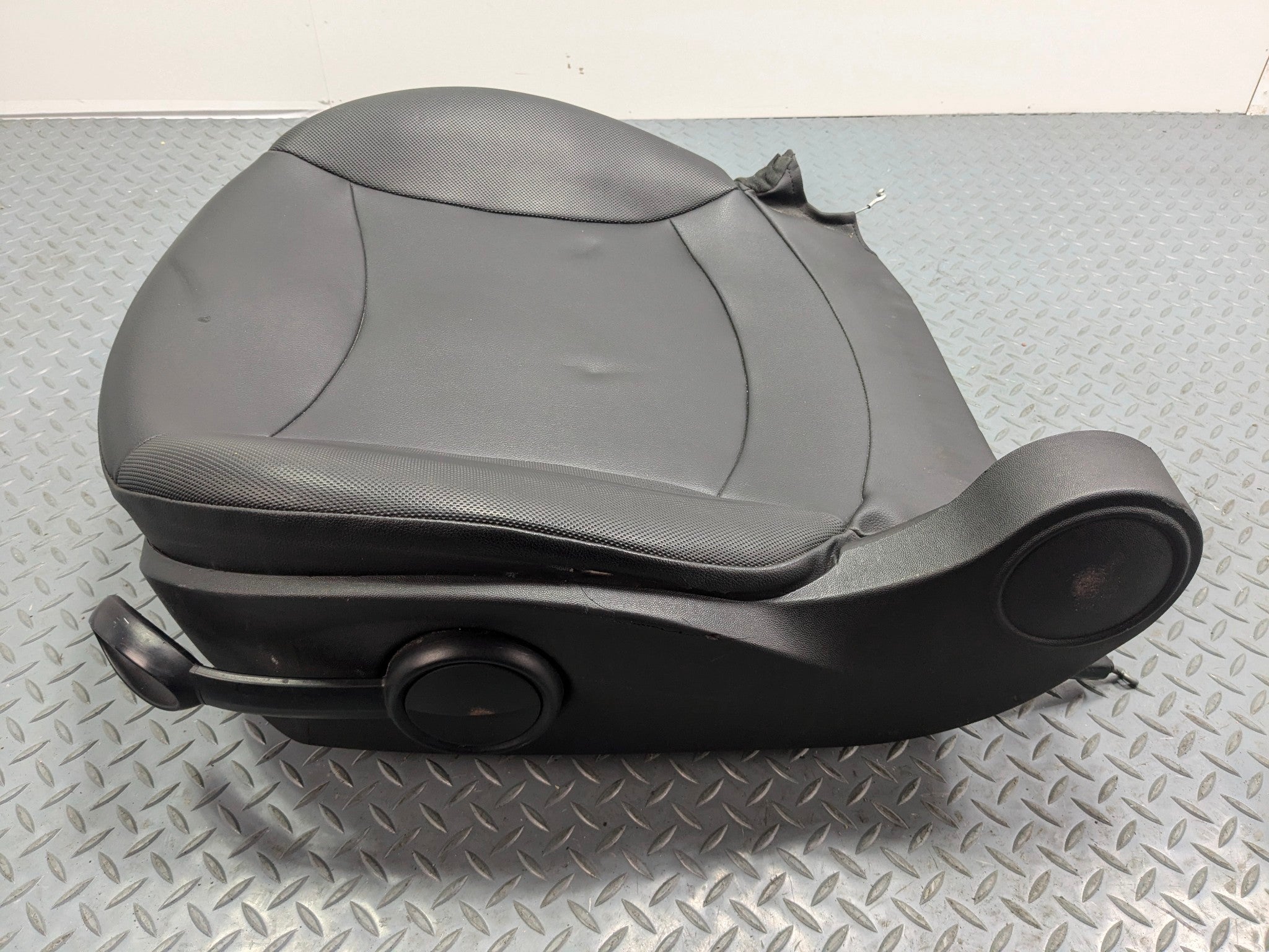 2011 - 2013 OEM MINI COOPER FRONT LEFT DRIVER SIDE LOWER SEAT CUSHION ASSEMBLY