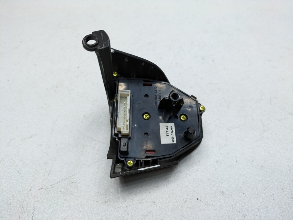 14 - 15 OEM KIA OPTIMA STEERING WHEEL AUDIO AND RADIO LEFT CONTROL SWITCH BLACK