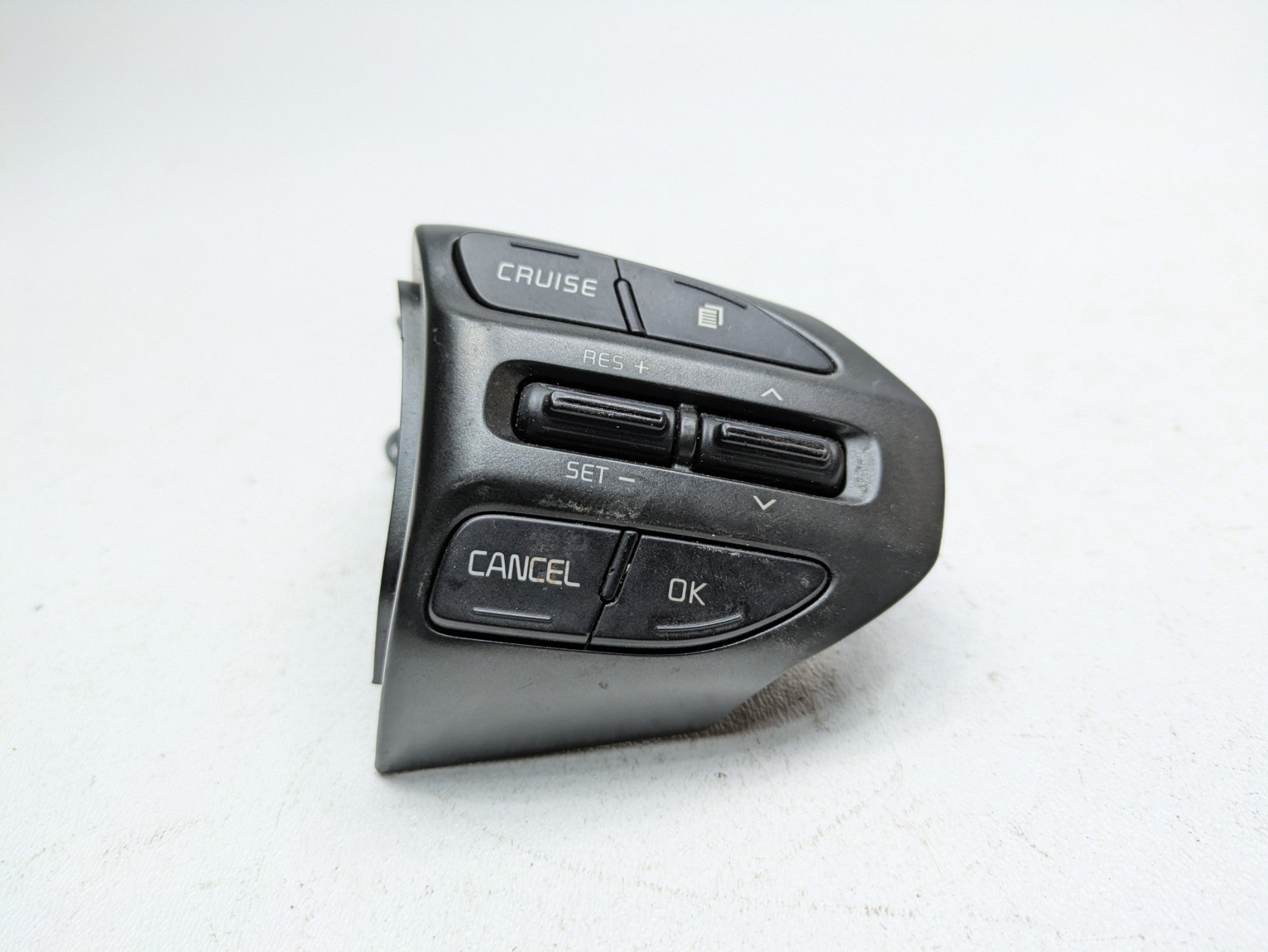 2014 - 2015 OEM KIA OPTIMA STEERING WHEEL AUDIO CRUISE CONTROL SWITCH BLACK