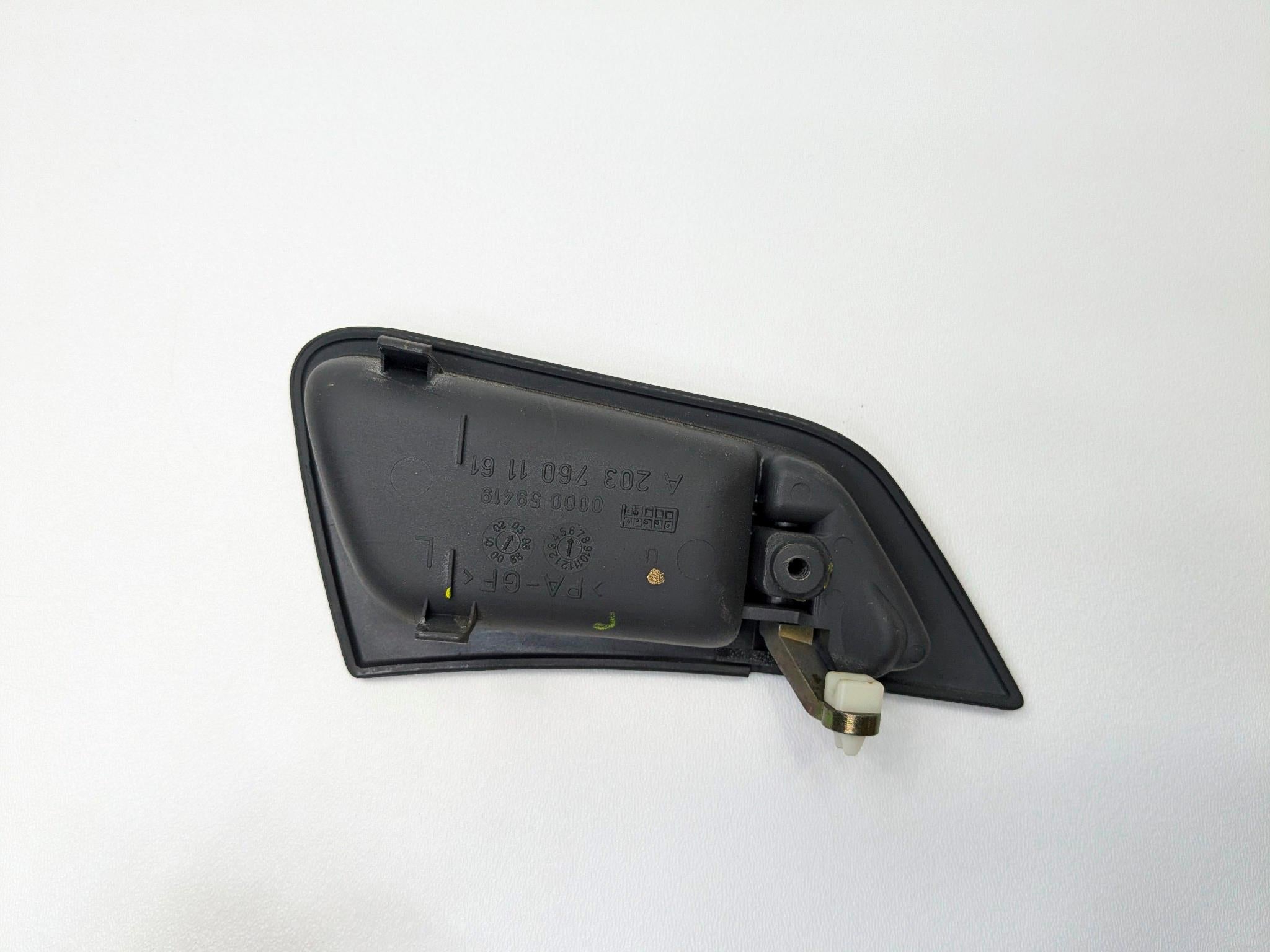 04 - 06 OEM MERCEDES-BENZ C230 FRONT LEFT DRIVER SIDE INNER DOOR HANDLE ASSEMBLY