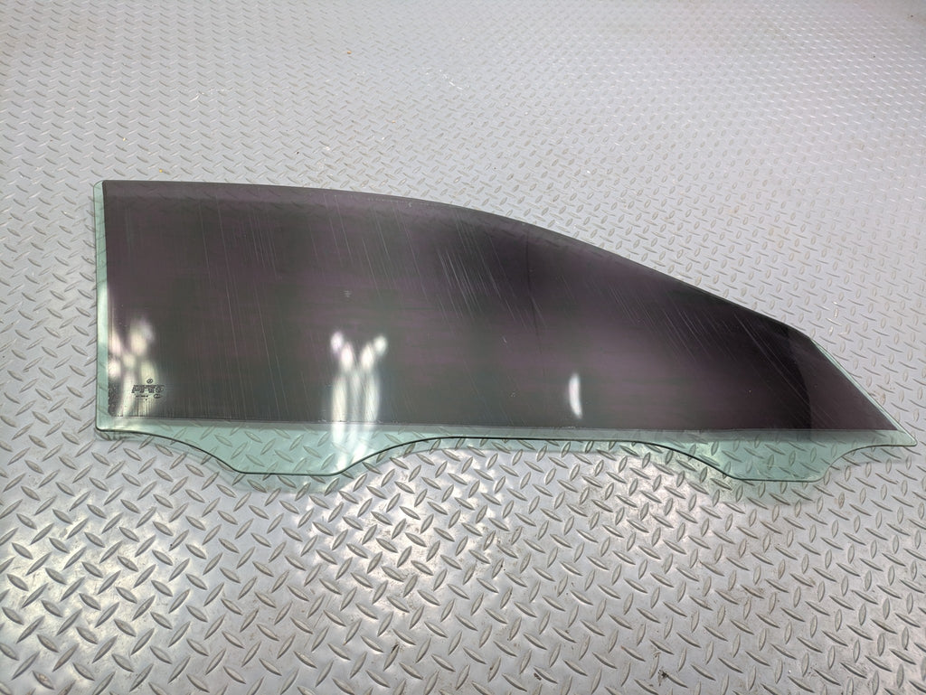 2004 - 2006 OEM MERCEDES-BENZ C230 FRONT LEFT DRIVER SIDE DOOR WINDOW GLASS