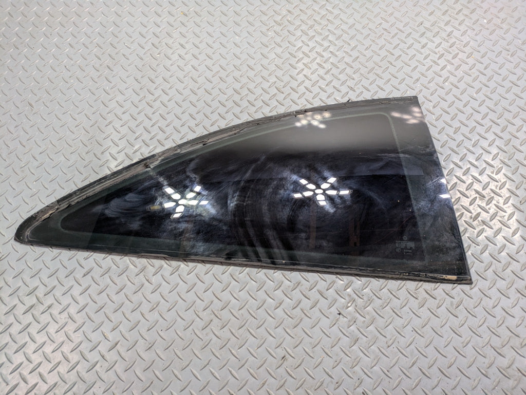 2004 - 2006 OEM MERCEDES-BENZ C230 REAR RIGHT PASSENGER SIDE WINDOW QUARTER GLAS