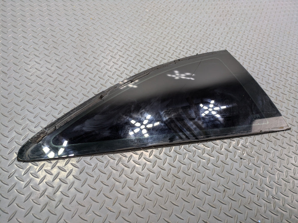 2004 - 2006 OEM MERCEDES-BENZ C230 REAR RIGHT PASSENGER SIDE WINDOW QUARTER GLAS