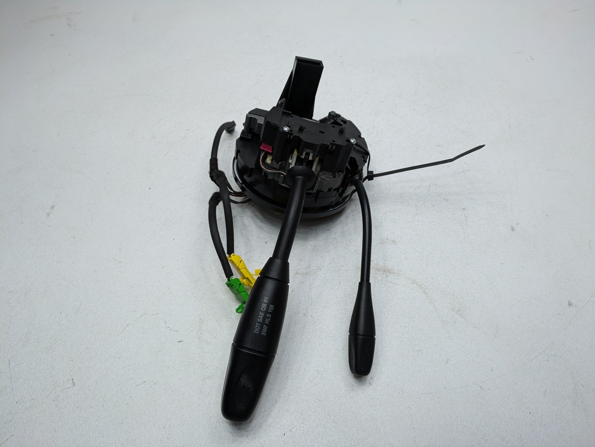 2004 - 2006 OEM MERCEDES-BENZ C230 TURN SIGNAL CLOCKSPRING COMBINATION SWITCH