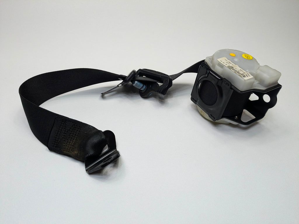 2004 - 2006 OEM MERCEDES-BENZ C230 REAR RIGHT PASSENGER SIDE SEAT BELT RETRACTOR