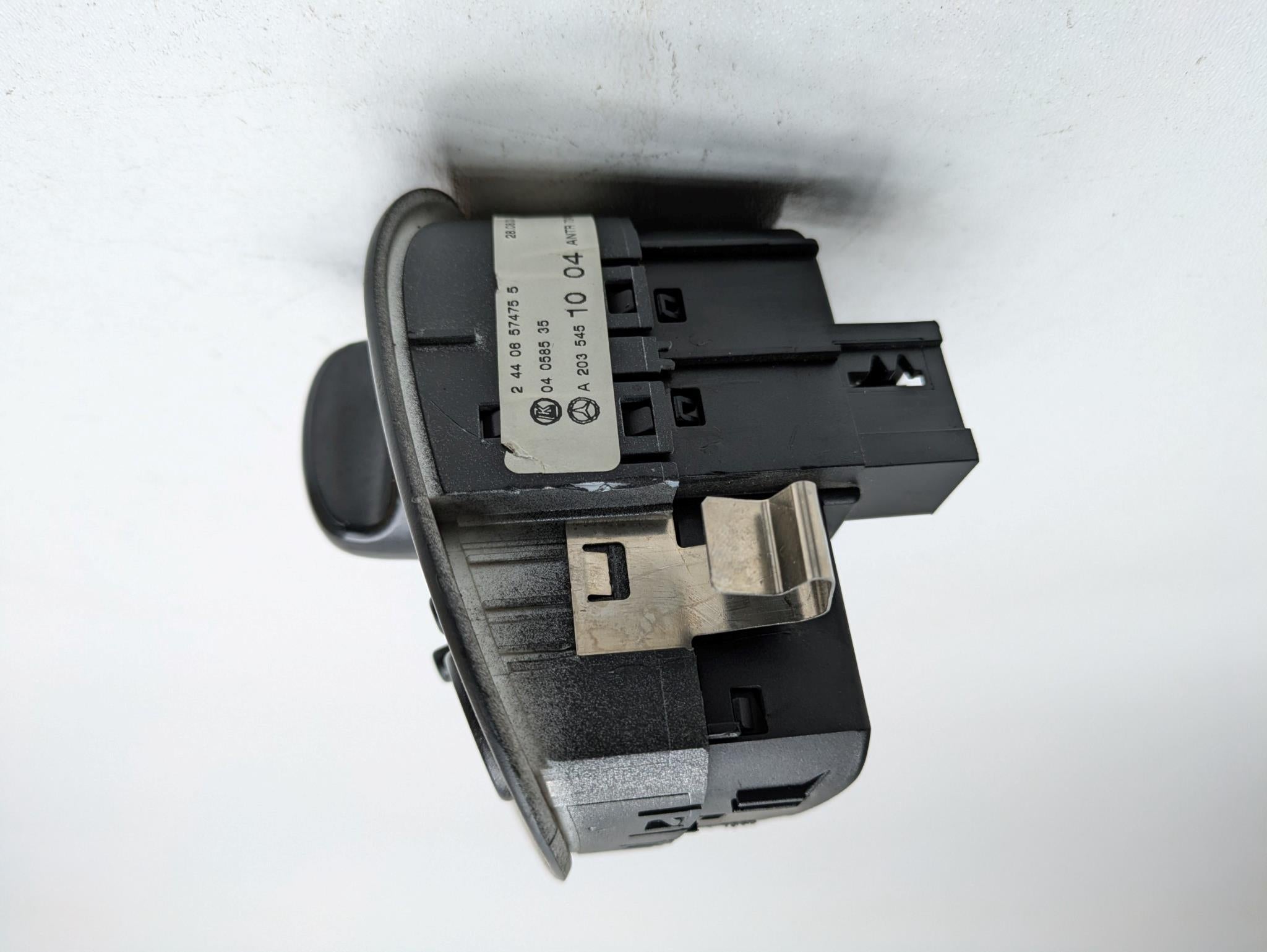 2004 - 2006 OEM MERCEDES-BENZ C230 DASH PANEL HEADLIGHT CONTROL SWITCH