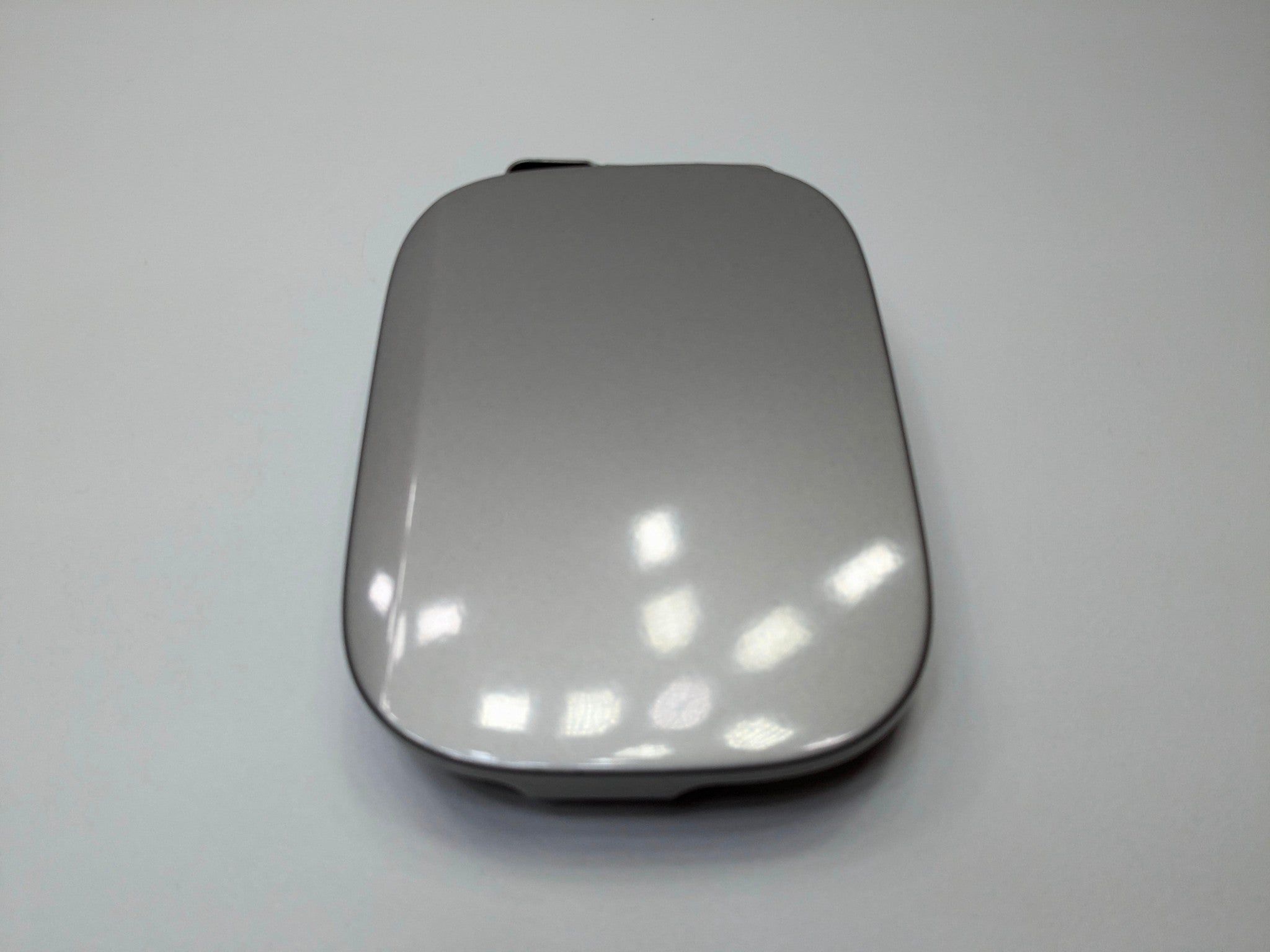 2004 - 2006 OEM MERCEDES-BENZ C230 FUEL GAS TANK LID DOOR COVER