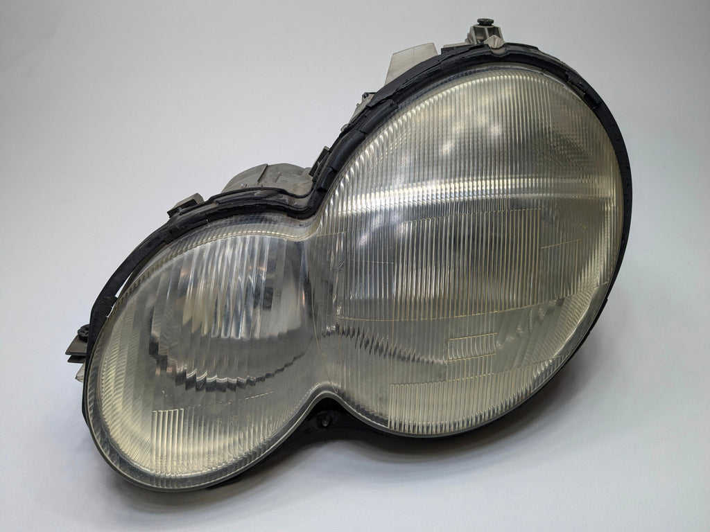 2004 - 2006 OEM MERCEDES-BENZ C230 FRONT LEFT DRIVER SIDE HALOGEN HEADLIGHT