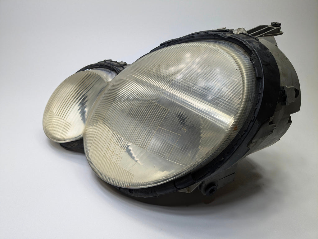 2004 - 2006 OEM MERCEDES-BENZ C230 FRONT LEFT DRIVER SIDE HALOGEN HEADLIGHT