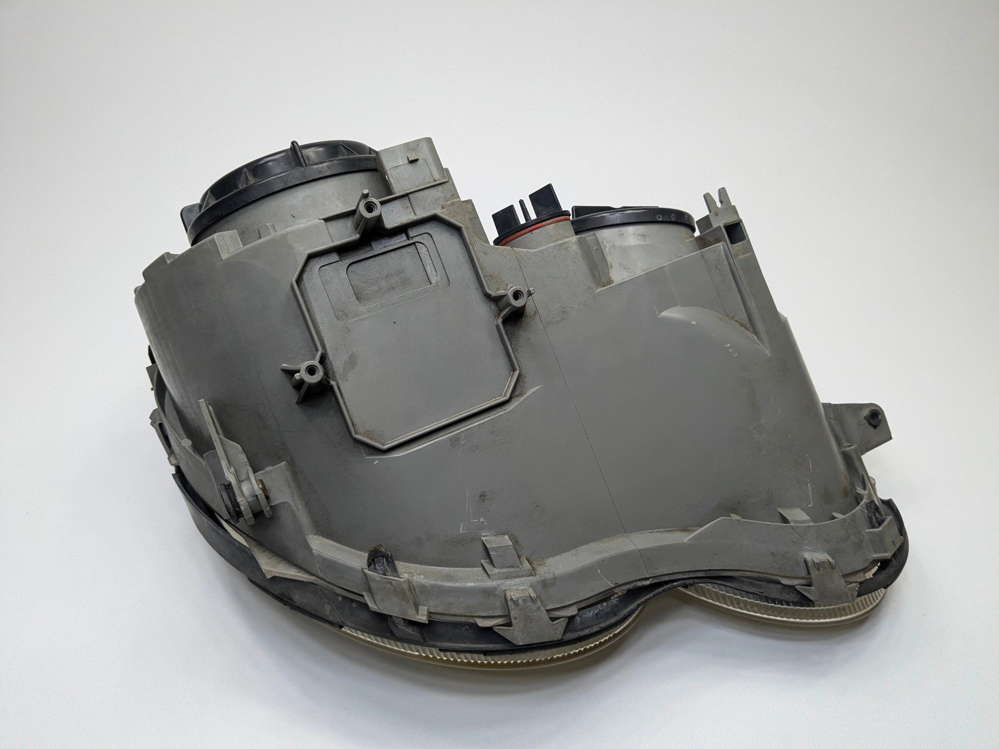 2004 - 2006 OEM MERCEDES-BENZ C230 FRONT LEFT DRIVER SIDE HALOGEN HEADLIGHT