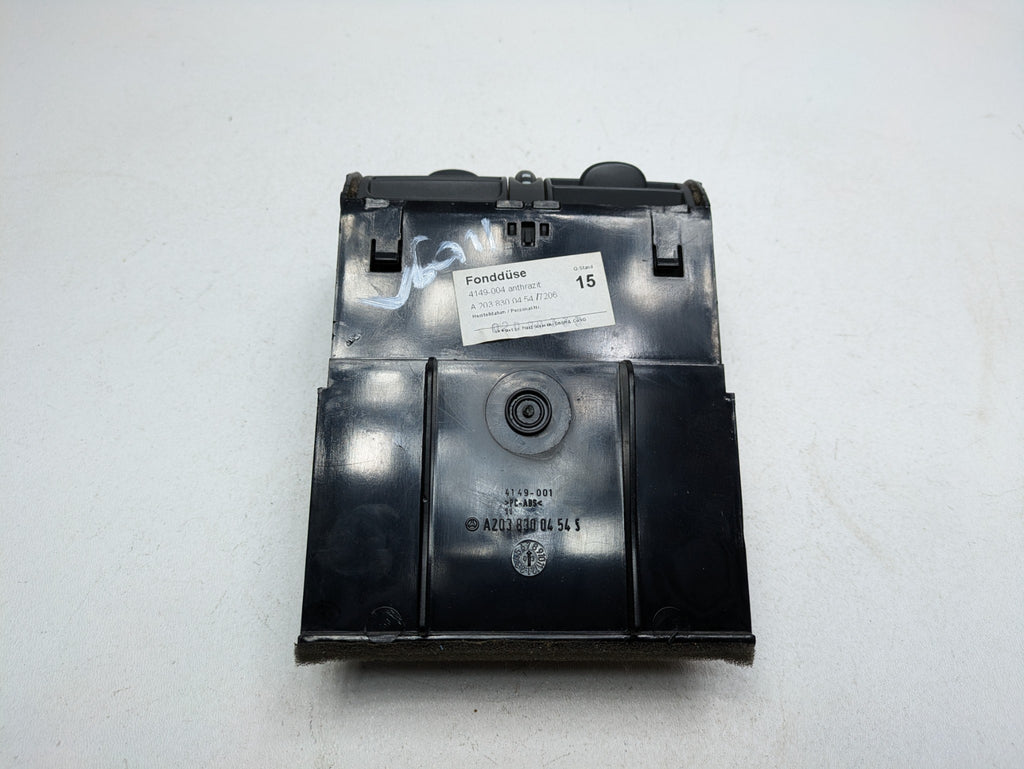 2004 - 2006 OEM MERCEDES-BENZ C230 REAR CENTER CONCOLE  AIR VENTS