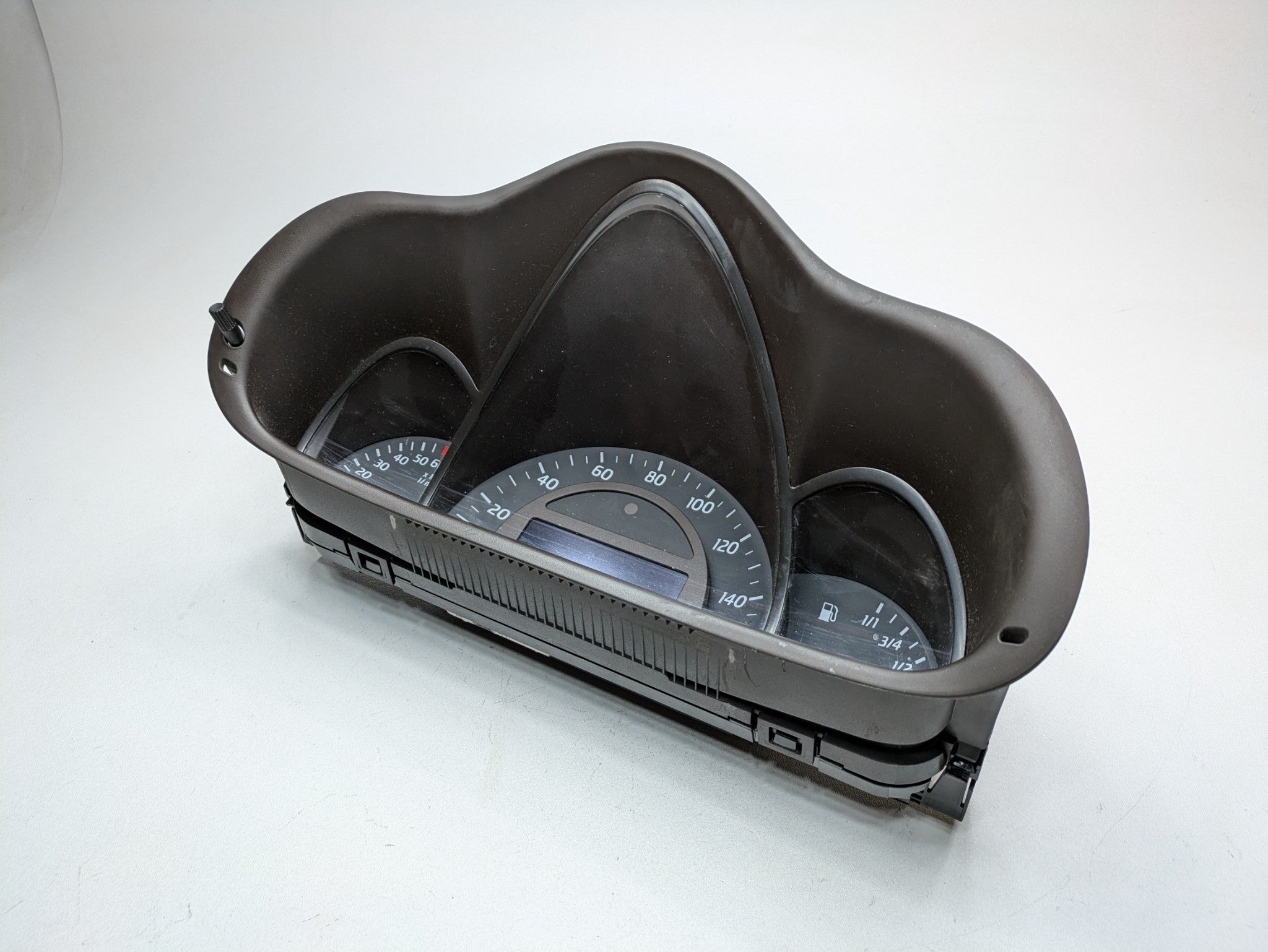 2004 - 2006 OEM MERCEDES-BENZ C230 INSTRUMENT SPEEDOMETER CLUSTER GAUGE