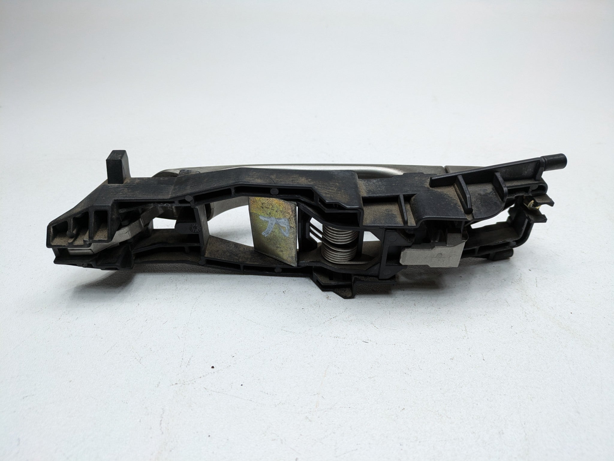 04 - 06 OEM MERCEDES-BENZ C230 FRONT RIGHT PASSENGER SIDE OUTSIDE DOOR HANDLE