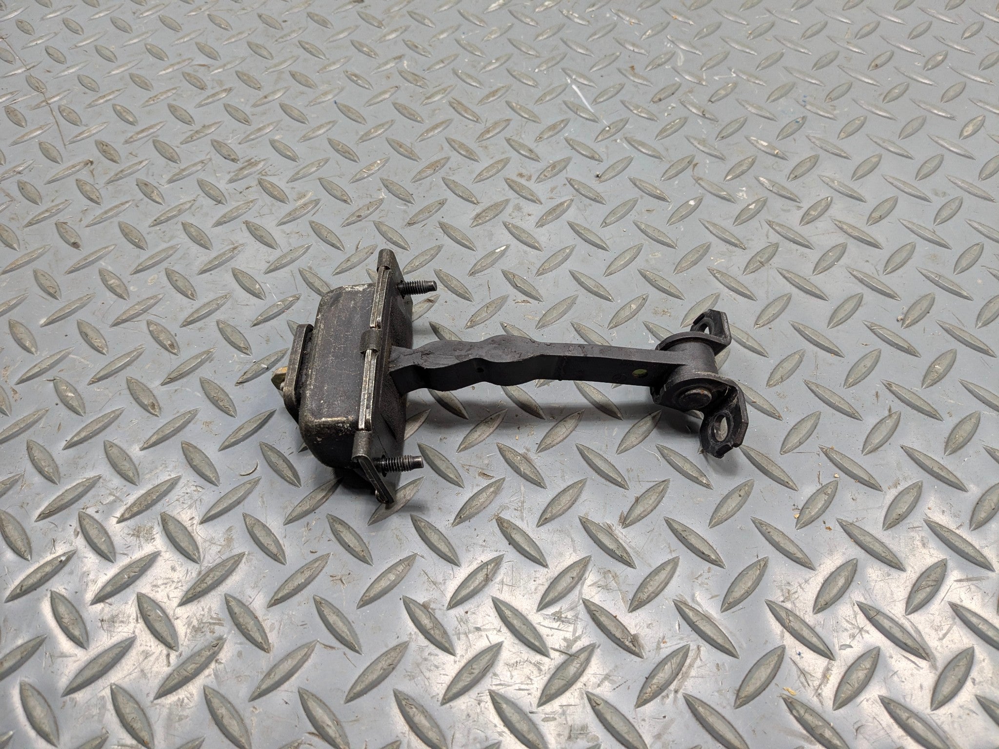 2004 - 2006 OEM MERCEDES-BENZ C230 FRONT RIGHT PASSENGER SIDE DOOR CHECK STOPPER