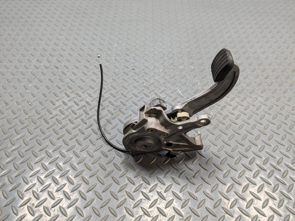 2004 - 2006 OEM MERCEDES-BENZ C230 EMERGENCY PARKING BRAKE PEDAL