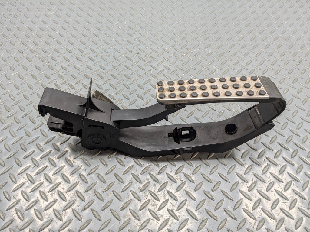 2004 - 2006 OEM MERCEDES-BENZ C230 GAS ACCELERATOR THROTTLE PEDAL SENSOR