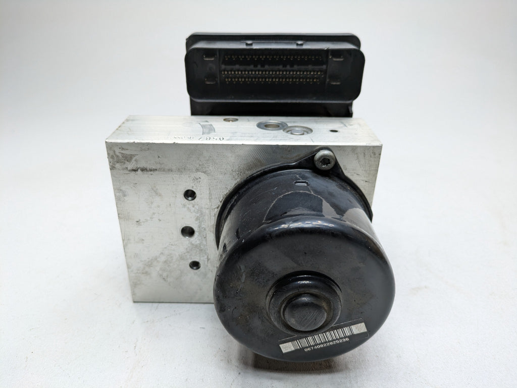 2004 - 2006 OEM MERCEDES-BENZ C230 ABS ANTI LOCK BRAKE PUMP CONTROL MODULE