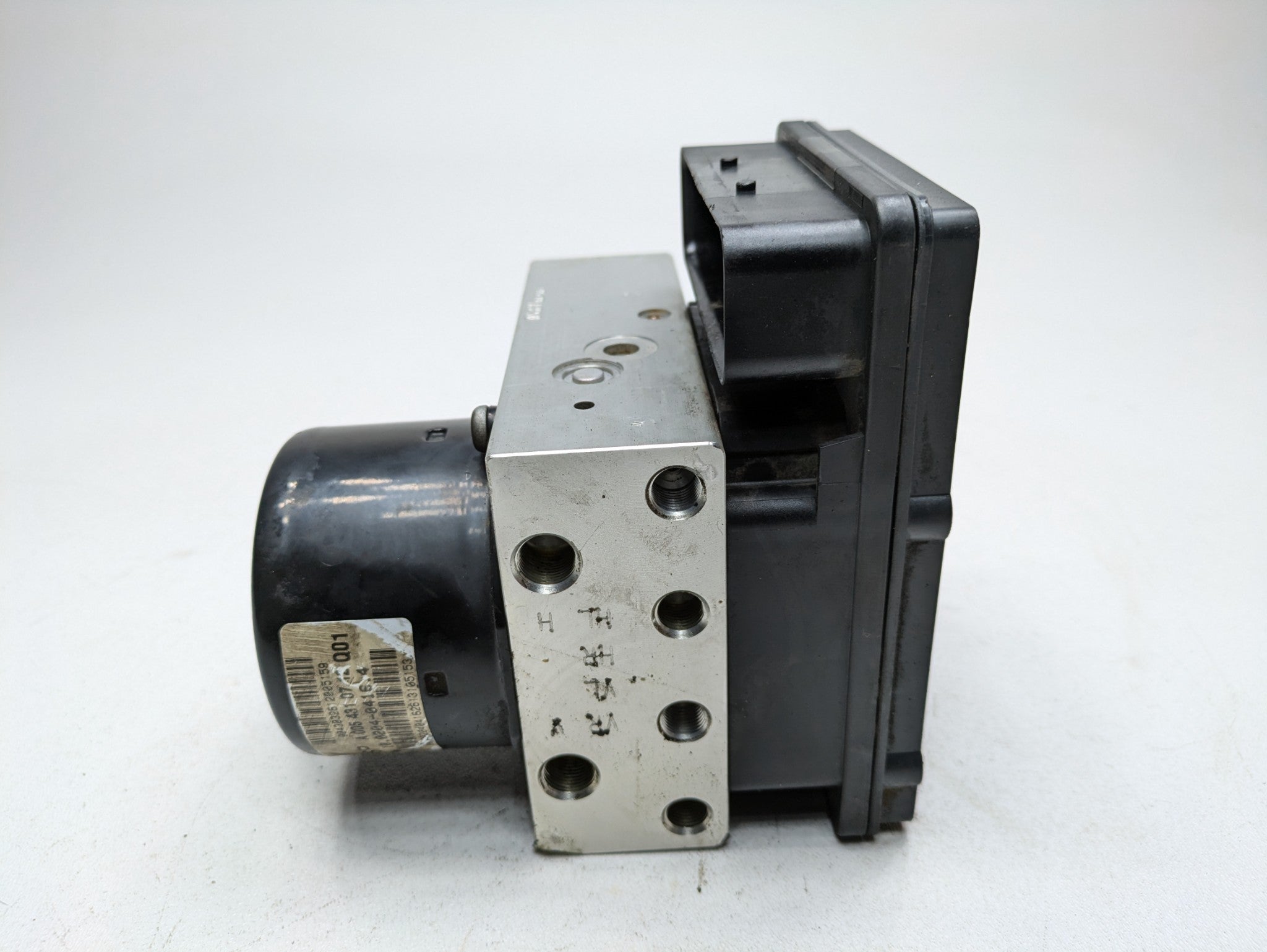 2004 - 2006 OEM MERCEDES-BENZ C230 ABS ANTI LOCK BRAKE PUMP CONTROL MODULE