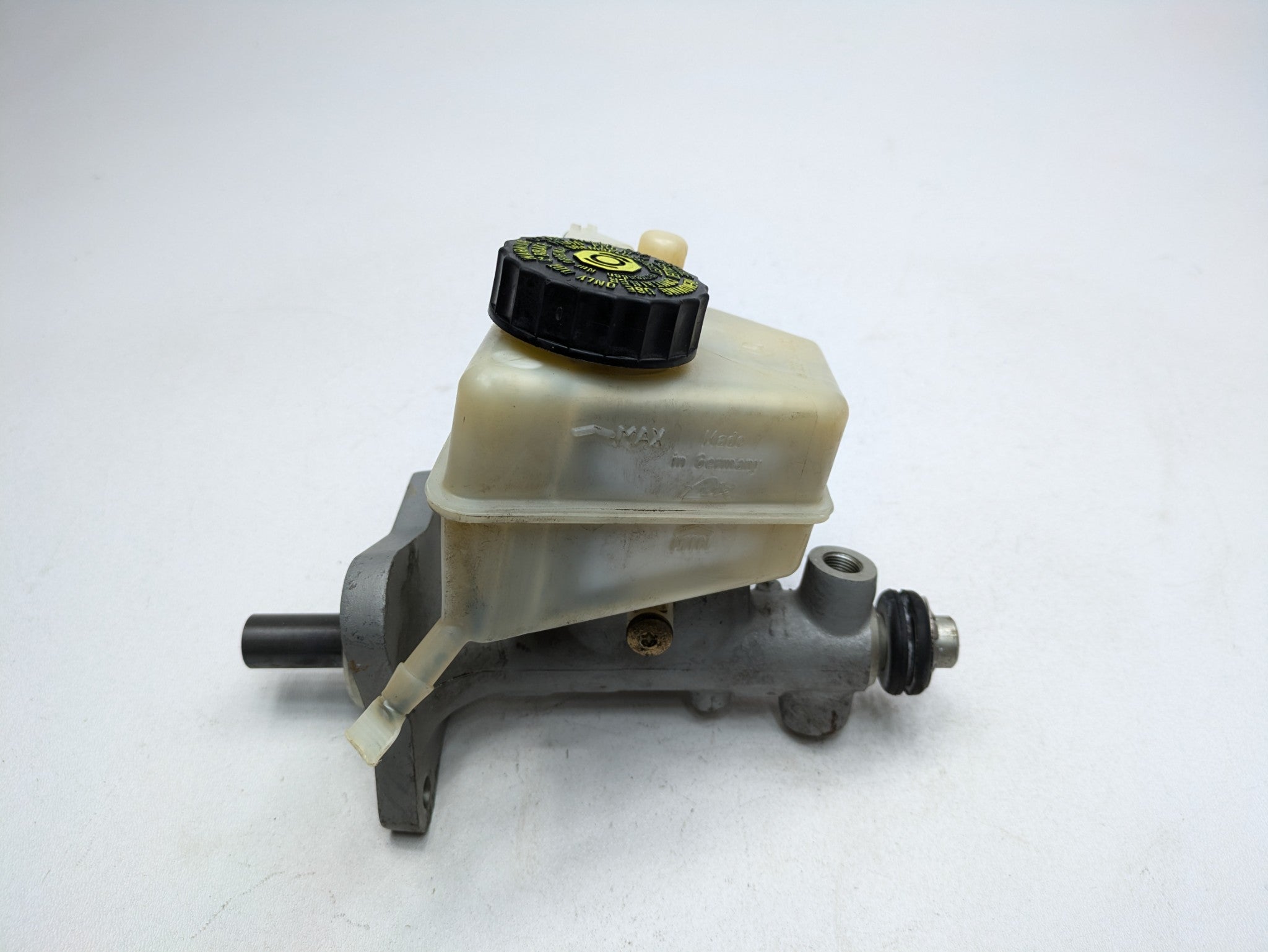 04 - 06 OEM MERCEDES-BENZ C230 BRAKE MASTER CYLINDER RESERVOIR EXPANSION TANK