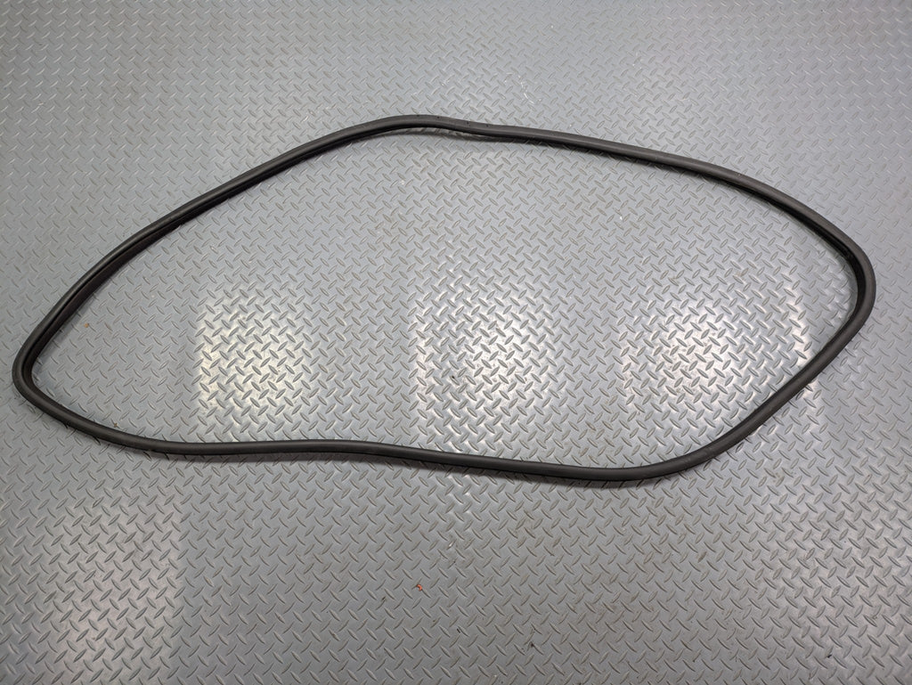 2004 - 2006 OEM MERCEDES-BENZ C230 FRONT LEFT SIDE WEATHER STRIPPING DOOR SEAL