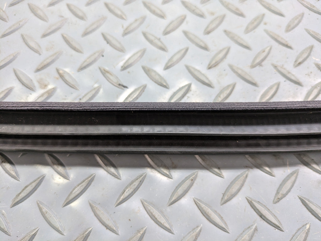 2004 - 2006 OEM MERCEDES-BENZ C230 FRONT LEFT SIDE WEATHER STRIPPING DOOR SEAL