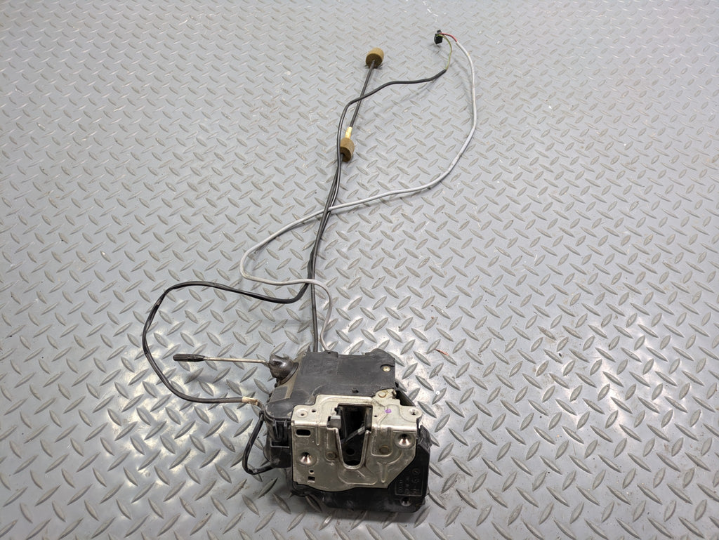 2004 - 2006 OEM MERCEDES-BENZ C230 FRONT LEFT DRIVER SIDE DOOR LATCH LOCK