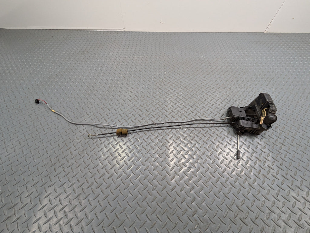 2004 - 2006 OEM MERCEDES-BENZ C230 FRONT RIGHT PASSENGER SIDE DOOR LATCH LOCK