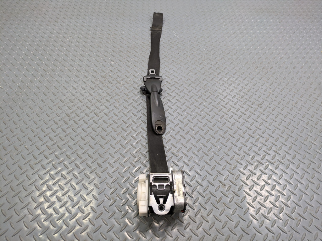 2004 - 2006 OEM MERCEDES-BENZ C230 FRONT LEFT DRIVER SIDE SEAT BELT BLACK