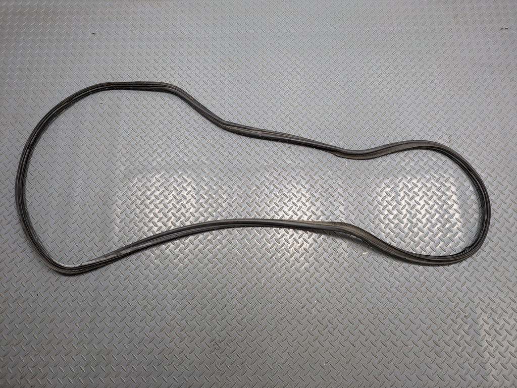 04 - 06 OEM MERCEDES-BENZ C230 REAR TRUNK TAILGATE SEAL WEATHER STRIPPING RUBBER