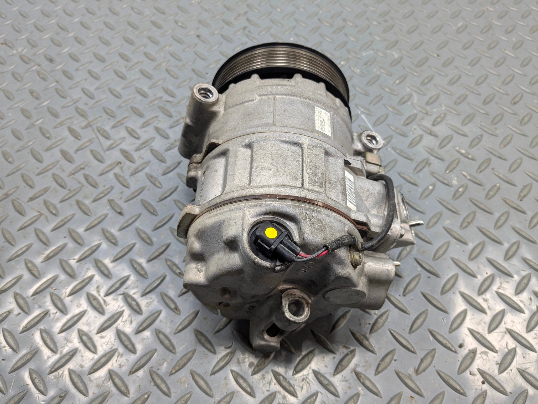 2004 - 2006 OEM MERCEDES-BENZ C230 AC AIR CONDITIONING COMPRESSOR PUMP