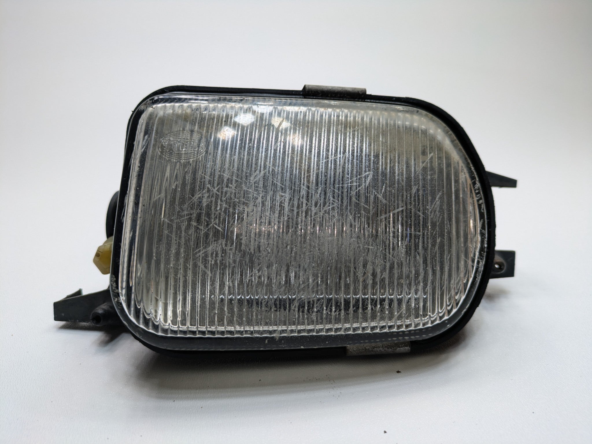 04 - 06 OEM MERCEDES-BENZ C230 FRONT RIGHT PASSENGER SIDE BUMPER FOG LIGHT LAMP