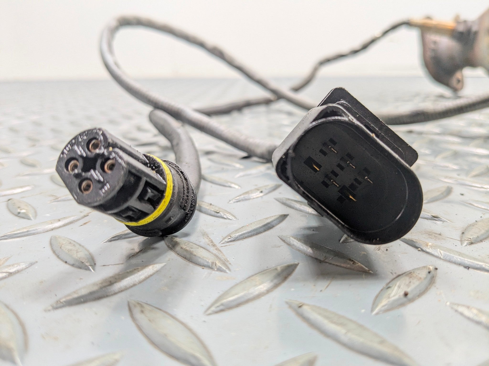 2004 - 2006 OEM MERCEDES-BENZ C230 EXHAUST MANIFOLD DOWN PIPE