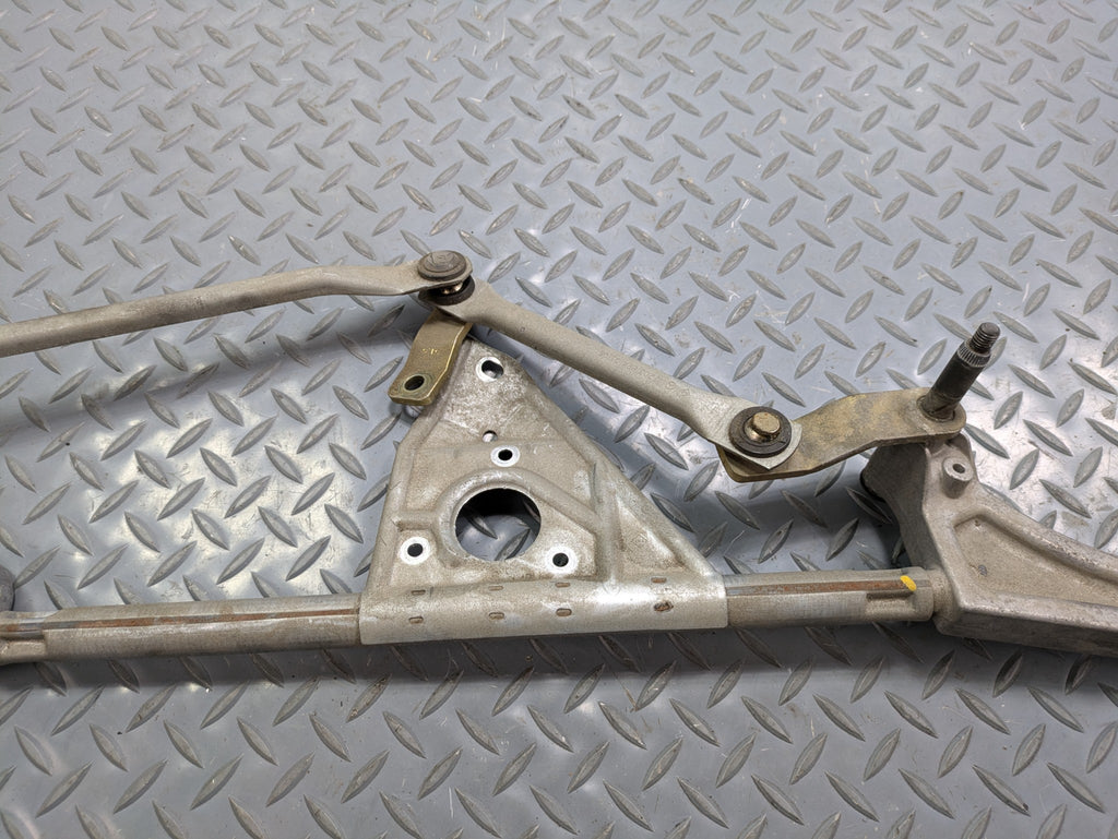 2004 - 2006 OEM MERCEDES-BENZ C230 WINDSHIELD WIPER TRANSMISSION LINKAGE