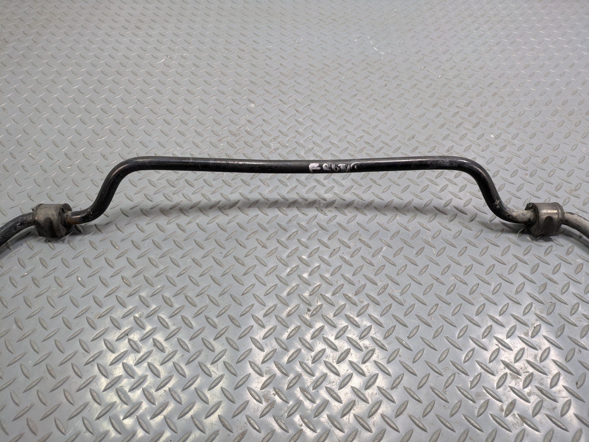 04 - 06 OEM MERCEDES-BENZ C230 FRONT STABILIZER SUSPENSION ANTI ROLL SWAY BAR