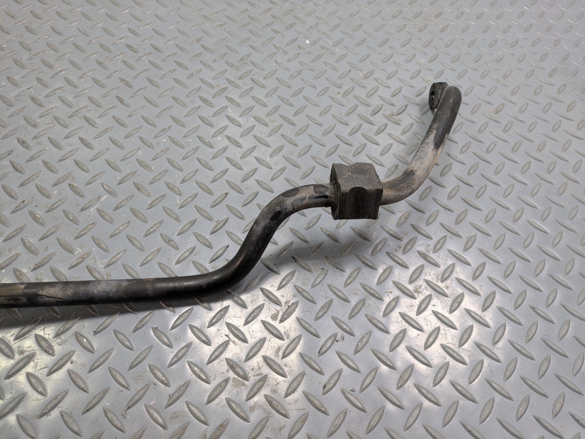04 - 06 OEM MERCEDES-BENZ C230 FRONT STABILIZER SUSPENSION ANTI ROLL SWAY BAR