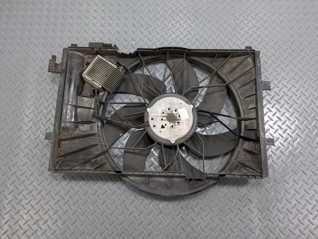 2004 - 2006 OEM MERCEDES-BENZ C230 ELECTRIC COOLING MOTOR FAN ASSEMBLY