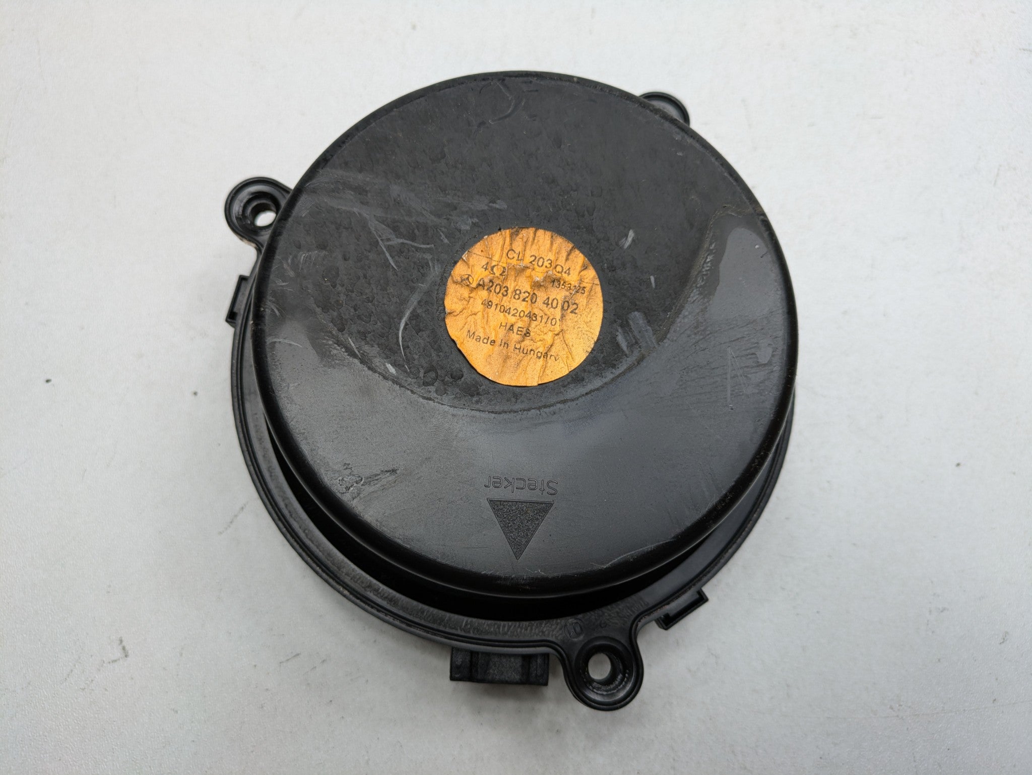 2004 - 2006 OEM MERCEDES-BENZ C230 FRONT AND REAR AUDIO SOUND SYSTEM SPEAKER SET