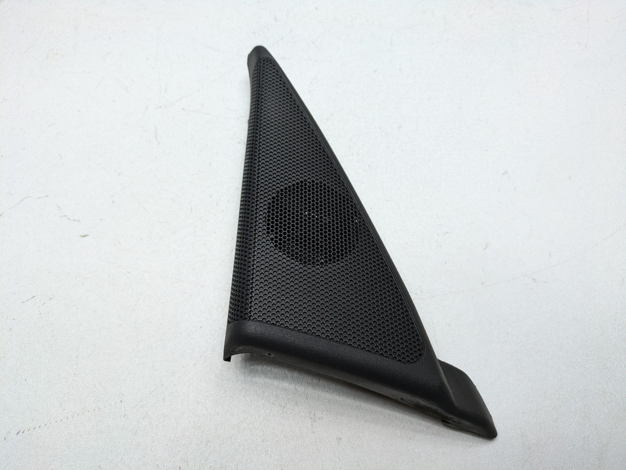 2004 - 2006 OEM MERCEDES-BENZ C230 FRONT AND REAR AUDIO SOUND SYSTEM SPEAKER SET