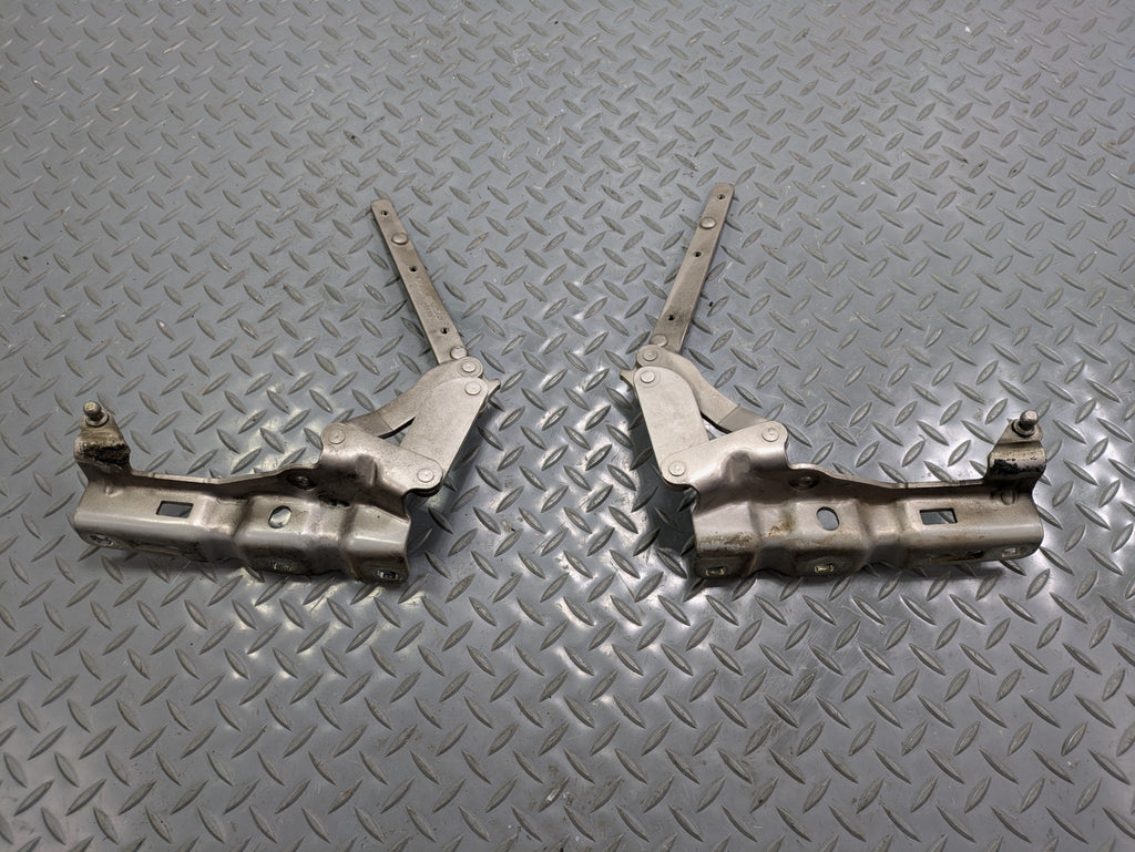 2004 - 2006 OEM MERCEDES-BENZ C230 FRONT LEFT AND RIGHT SIDE HOOD HINGE SET