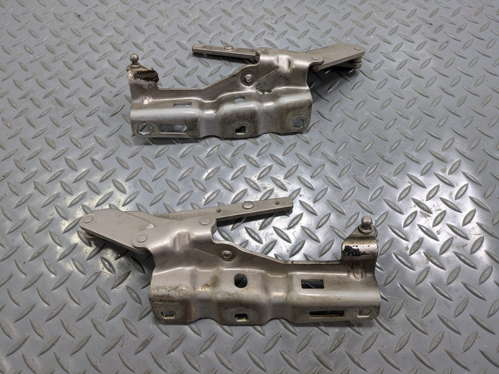 2004 - 2006 OEM MERCEDES-BENZ C230 FRONT LEFT AND RIGHT SIDE HOOD HINGE SET