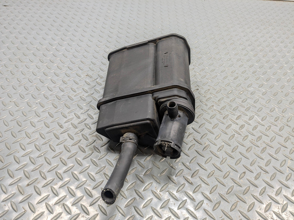 04 - 06 OEM MERCEDES-BENZ C230  FUEL SMOG CHARCOAL CANISTER EVAP EVAPORATOR